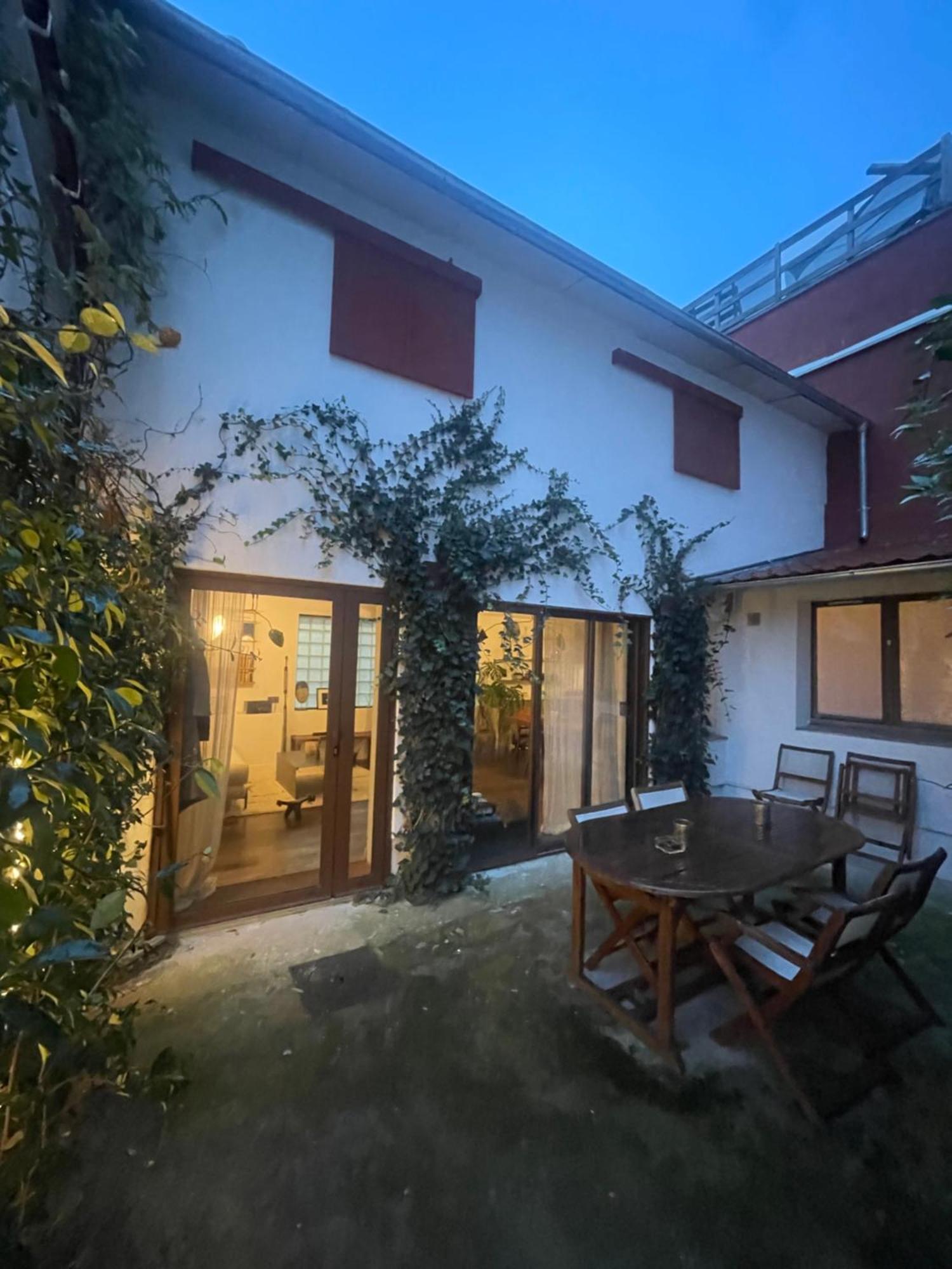 Small Architect'S House Pantin Luaran gambar